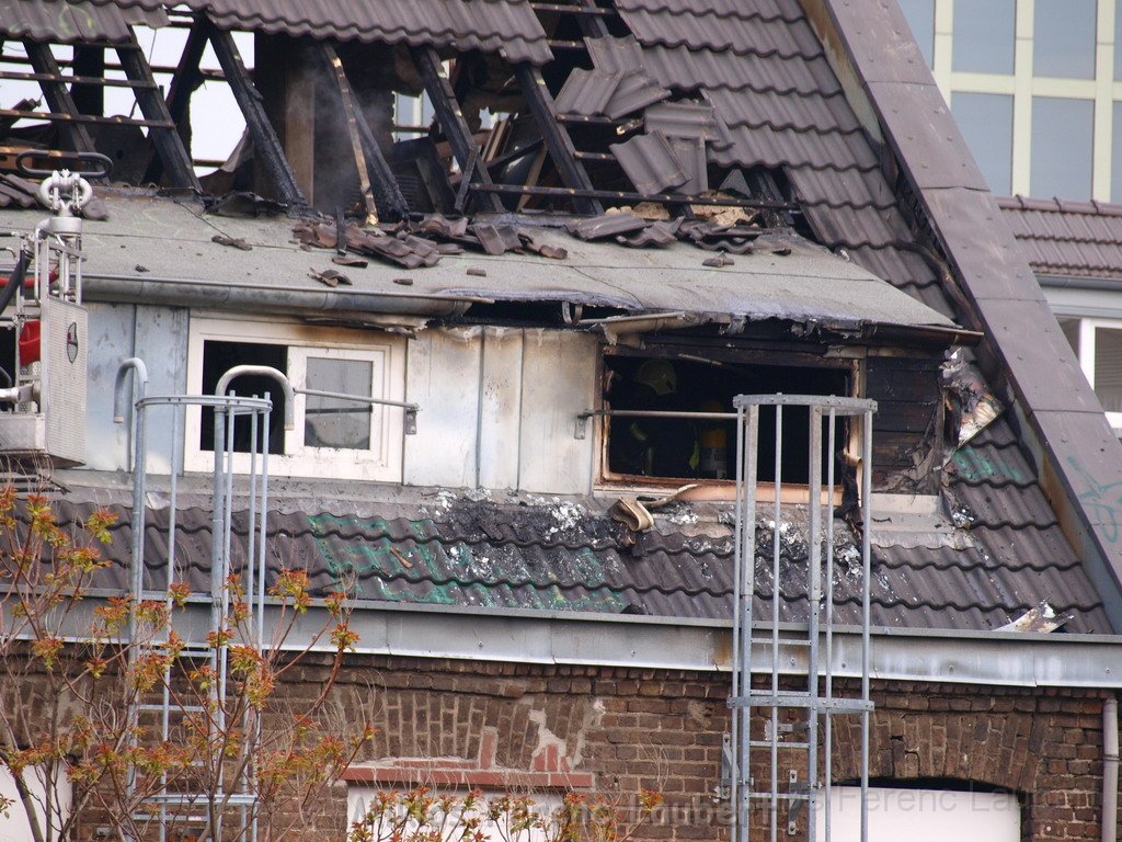 Dachstuhlbrand Belgisches Viertel Maastricherstr P093.JPG